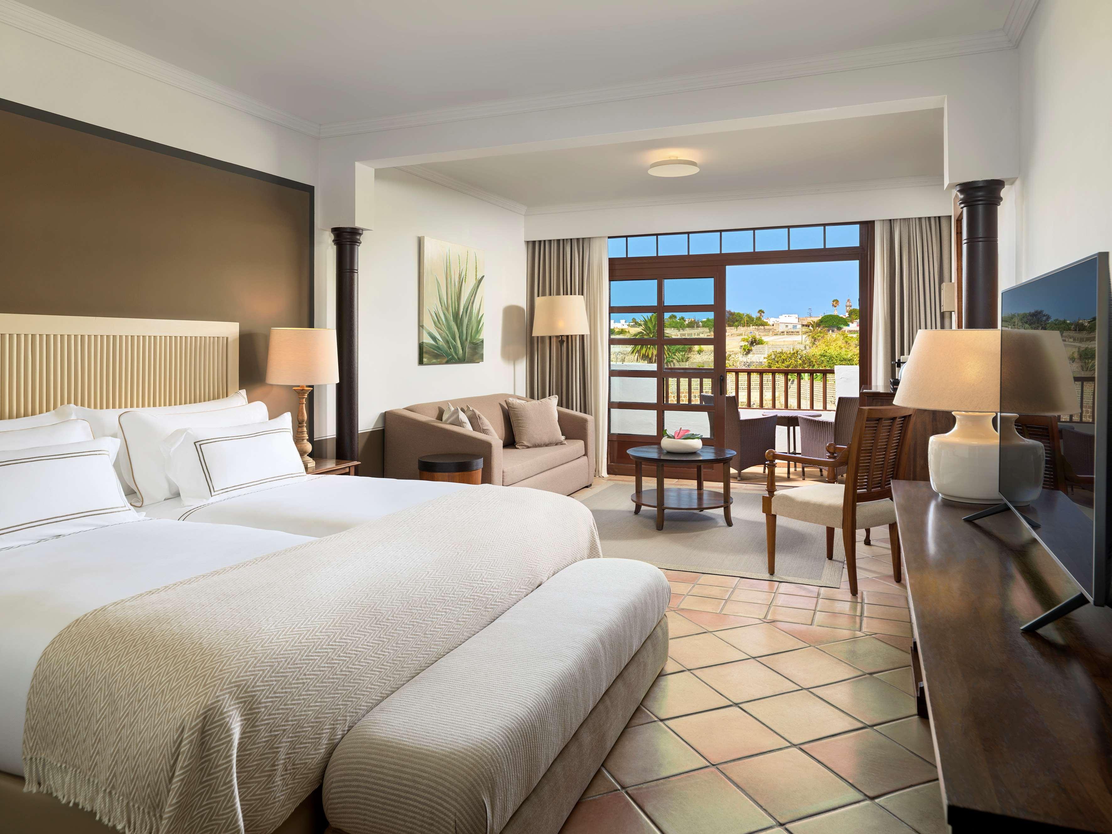 Hotel Hacienda Del Conde Melia Collection Golf & Spa - Adults Only Buenavista Del Norte Luaran gambar Deluxe Room