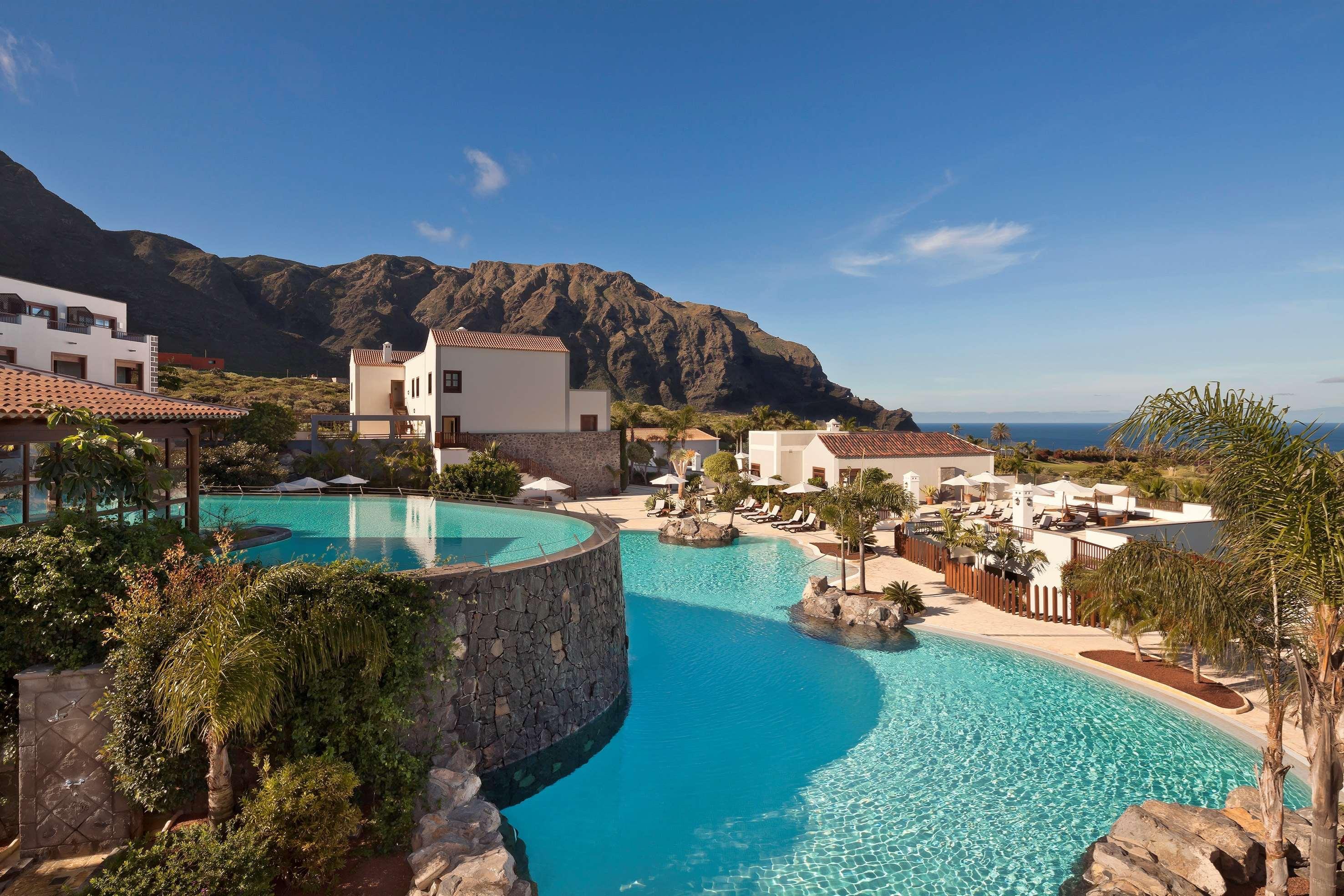 Hotel Hacienda Del Conde Melia Collection Golf & Spa - Adults Only Buenavista Del Norte Luaran gambar The resort's main pool