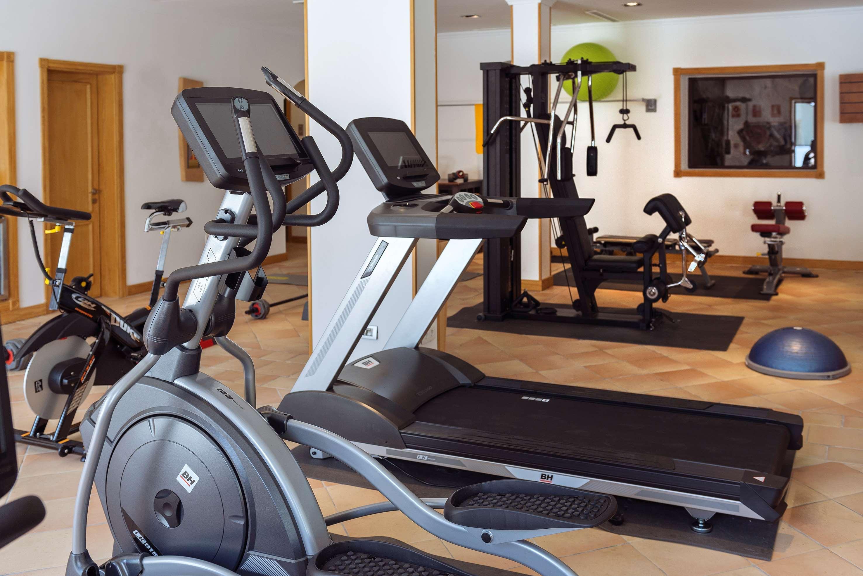 Hotel Hacienda Del Conde Melia Collection Golf & Spa - Adults Only Buenavista Del Norte Luaran gambar A selection of exercise machines