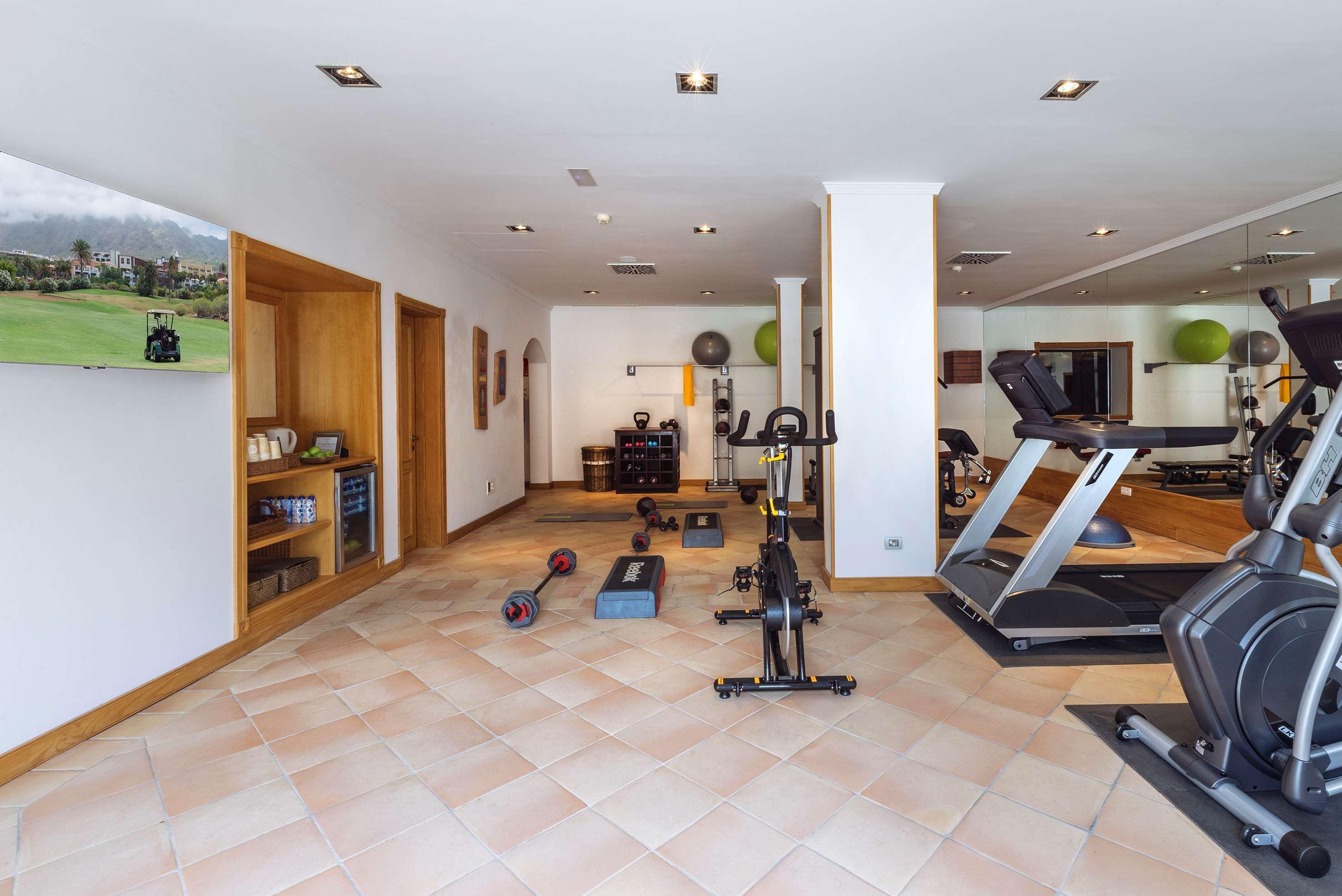 Hotel Hacienda Del Conde Melia Collection Golf & Spa - Adults Only Buenavista Del Norte Luaran gambar The gym at the hotel